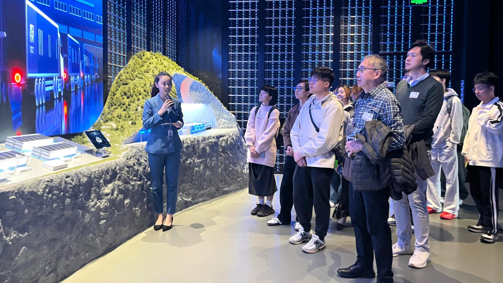 Tencent Binhai Showroom AI Display