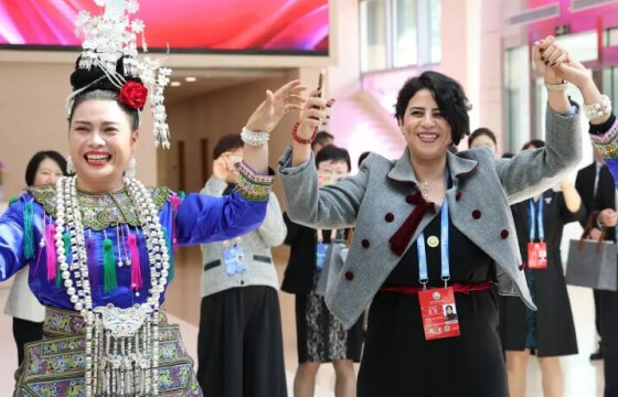 全球妇女峰会 - 图片 1